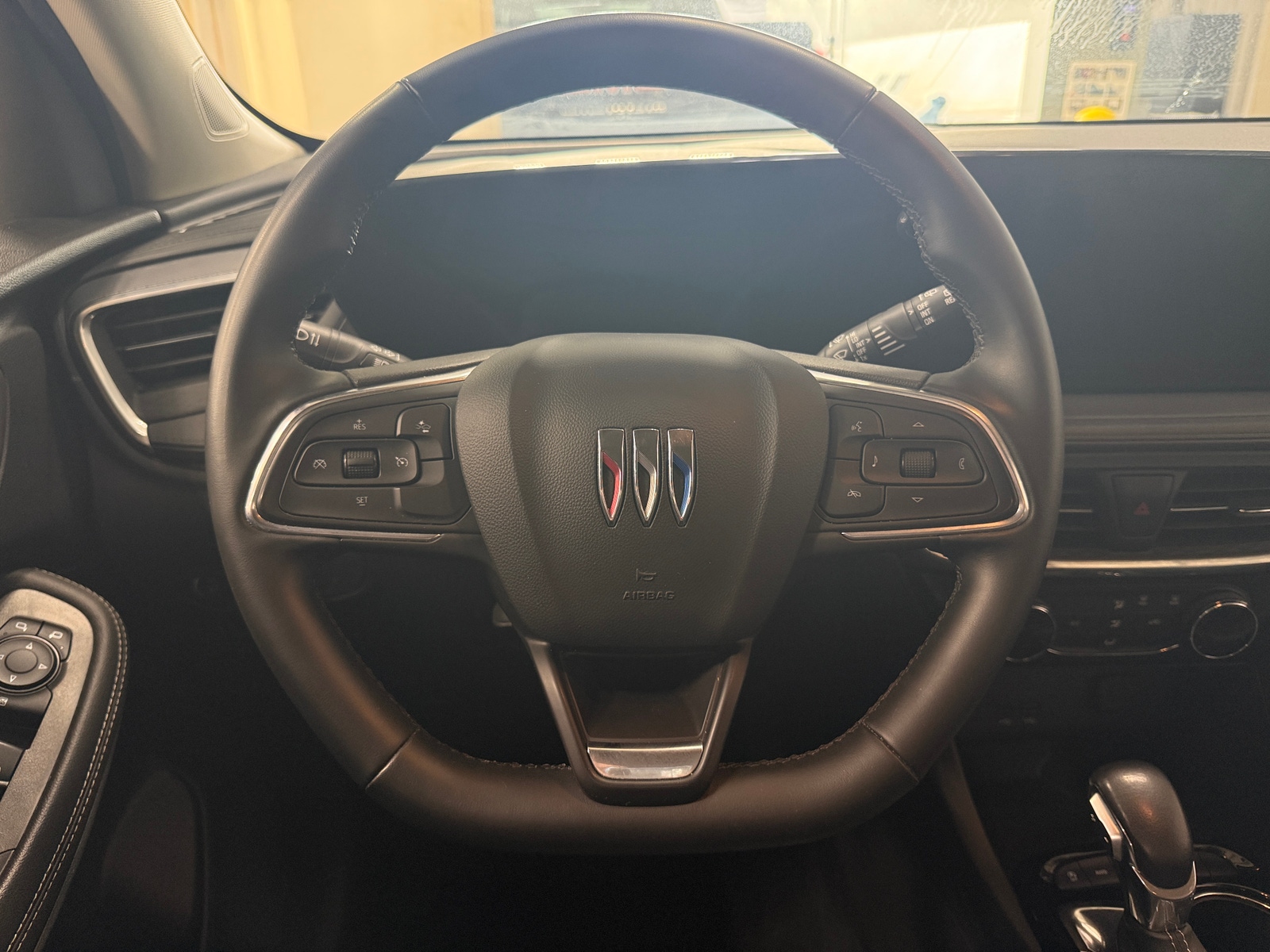 Thumbnail: 2024 Buick Encore GX - 4