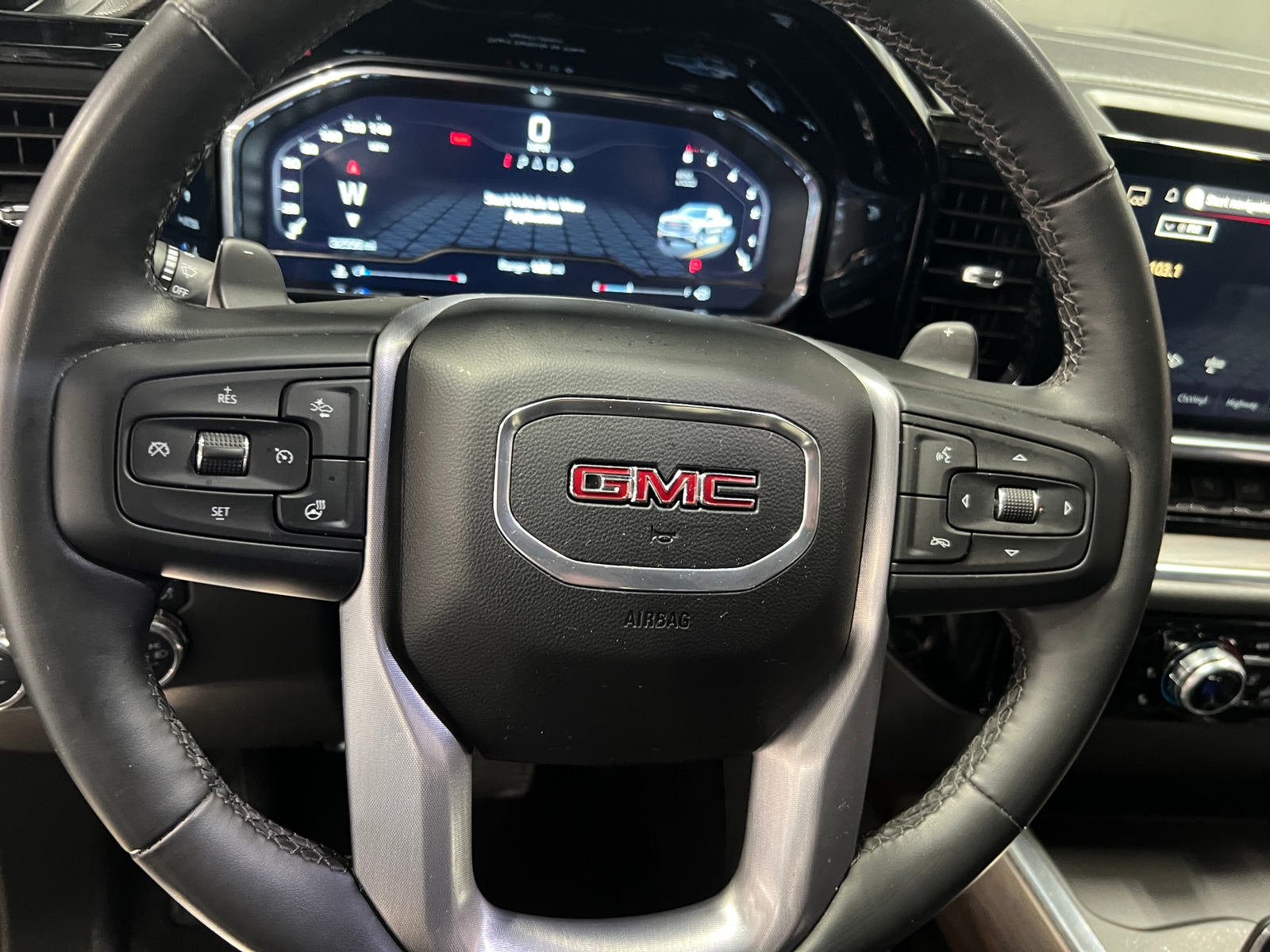 Thumbnail: 2023 GMC Sierra 1500 - 4