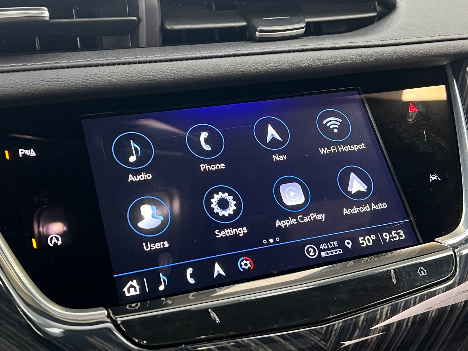 Thumbnail: 2025 Cadillac XT6 - 3