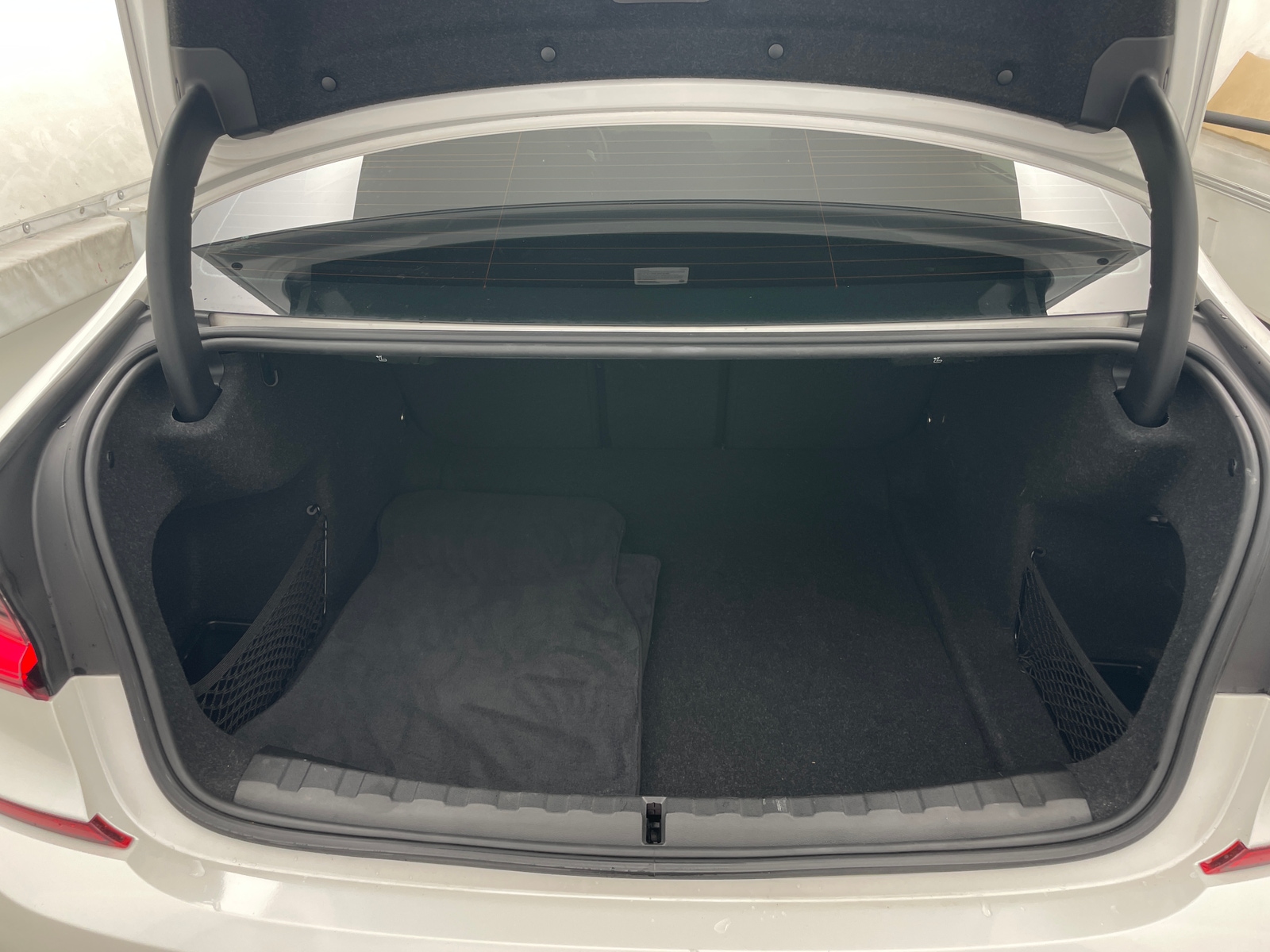 Thumbnail: 2021 BMW 3 Series - 6