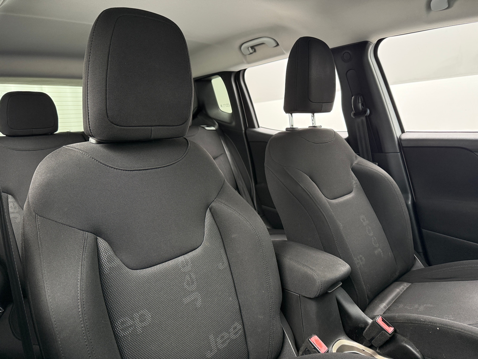 Thumbnail: 2016 Jeep Renegade - 2