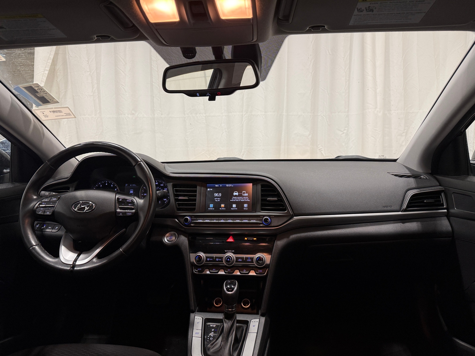 Thumbnail: 2019 Hyundai Elantra - 3