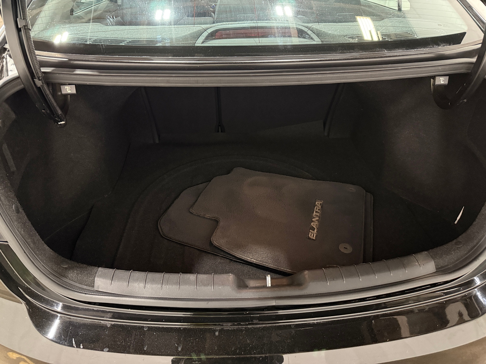 Thumbnail: 2019 Hyundai Elantra - 7