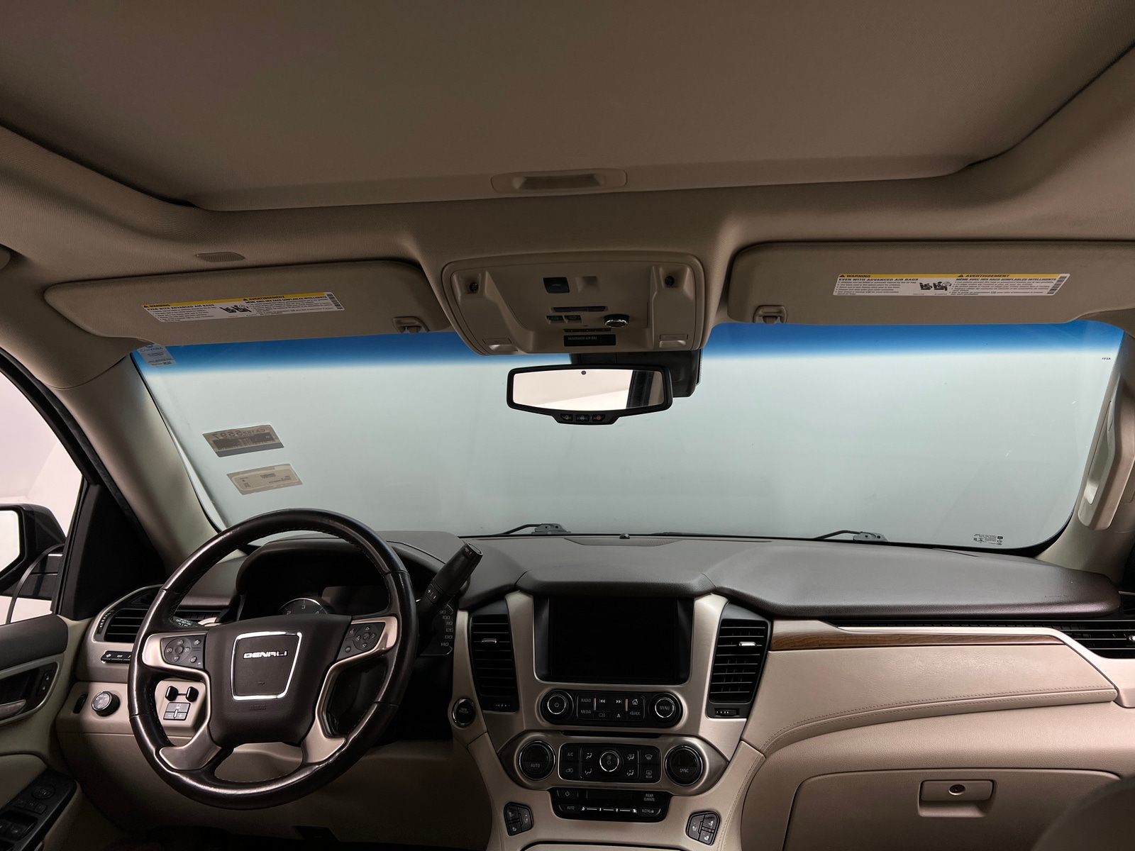 Thumbnail: 2019 GMC Yukon XL - 2