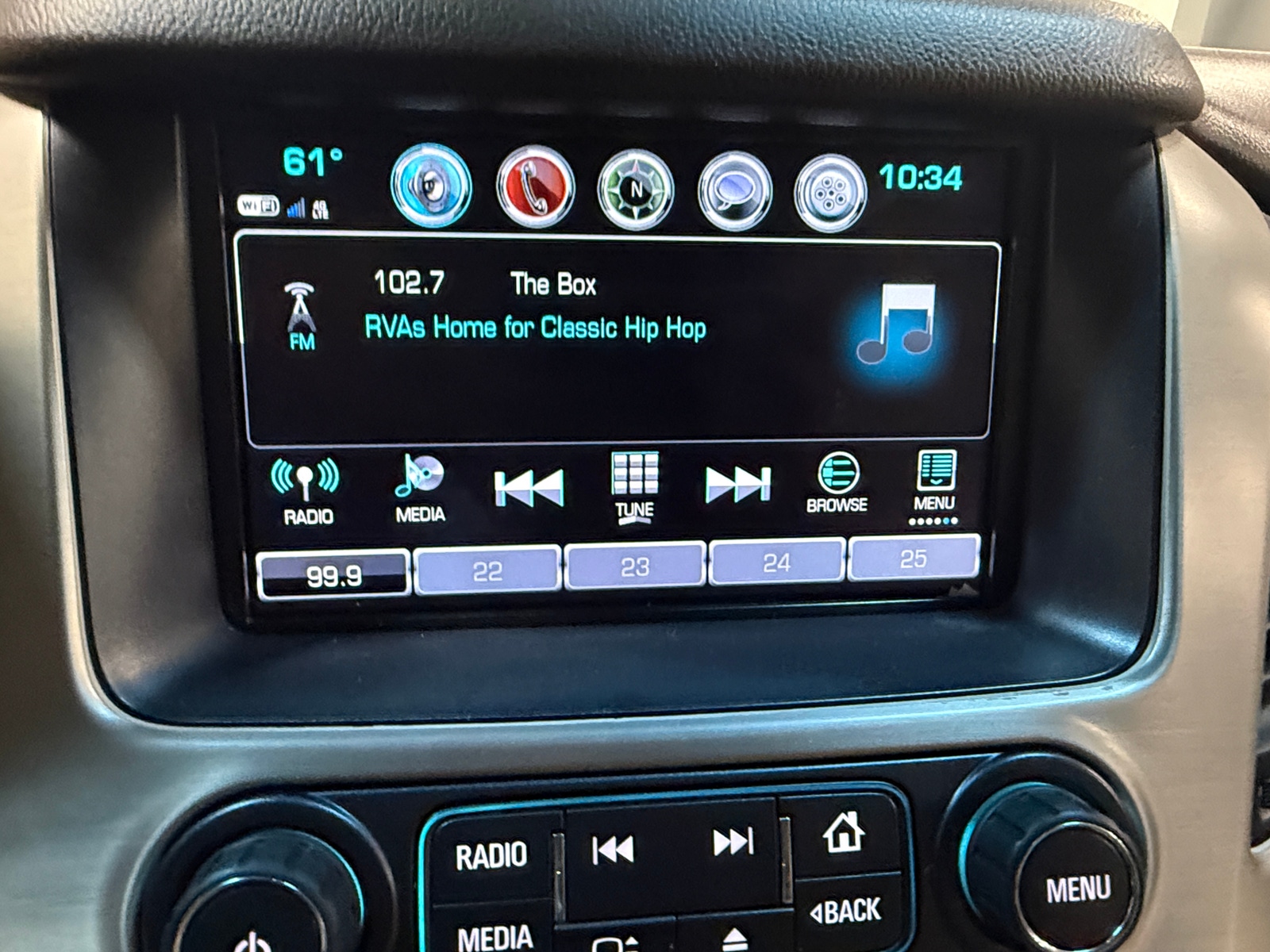 Thumbnail: 2019 GMC Yukon XL - 3