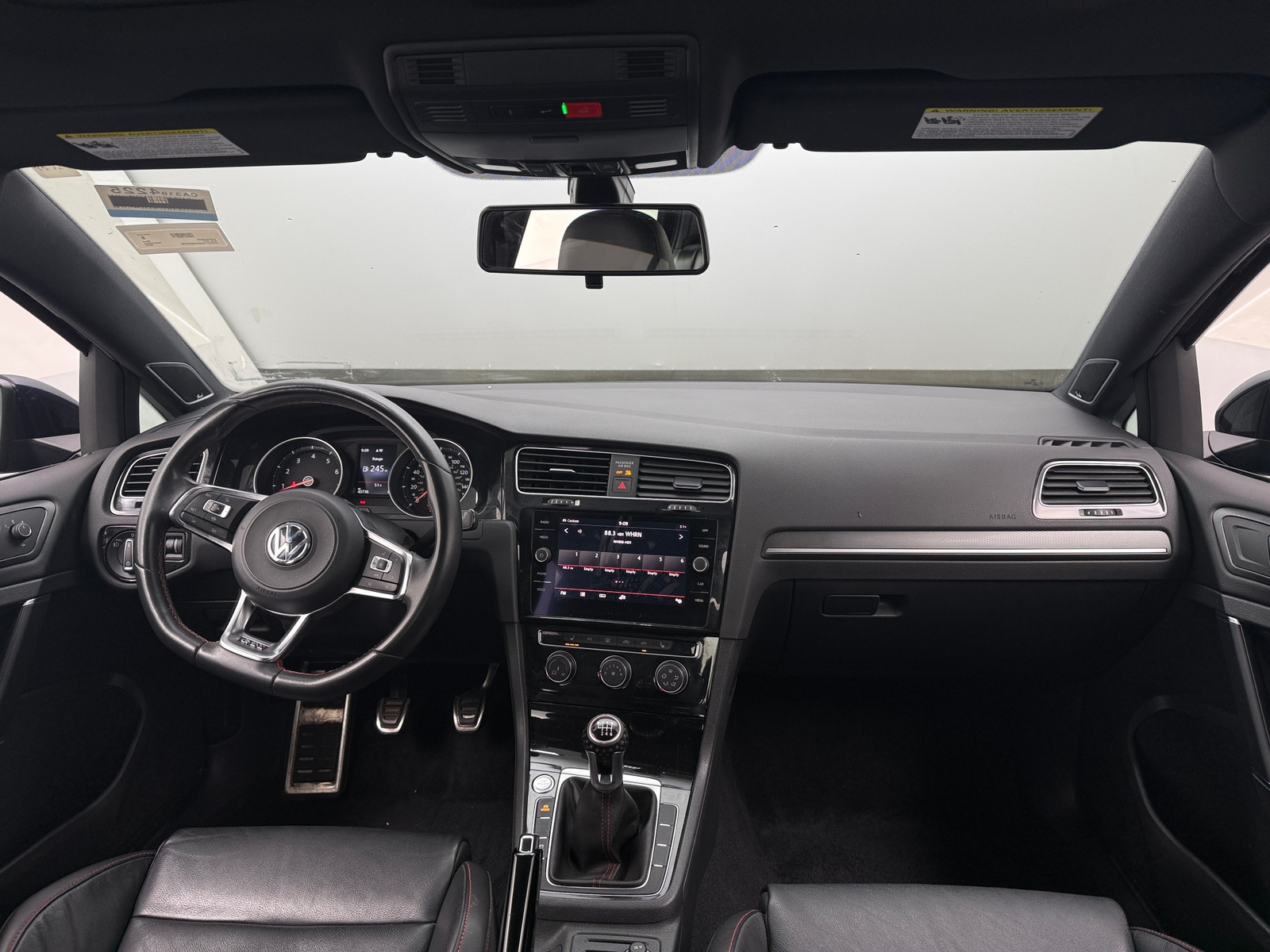 Thumbnail: 2019 Volkswagen Golf - 2