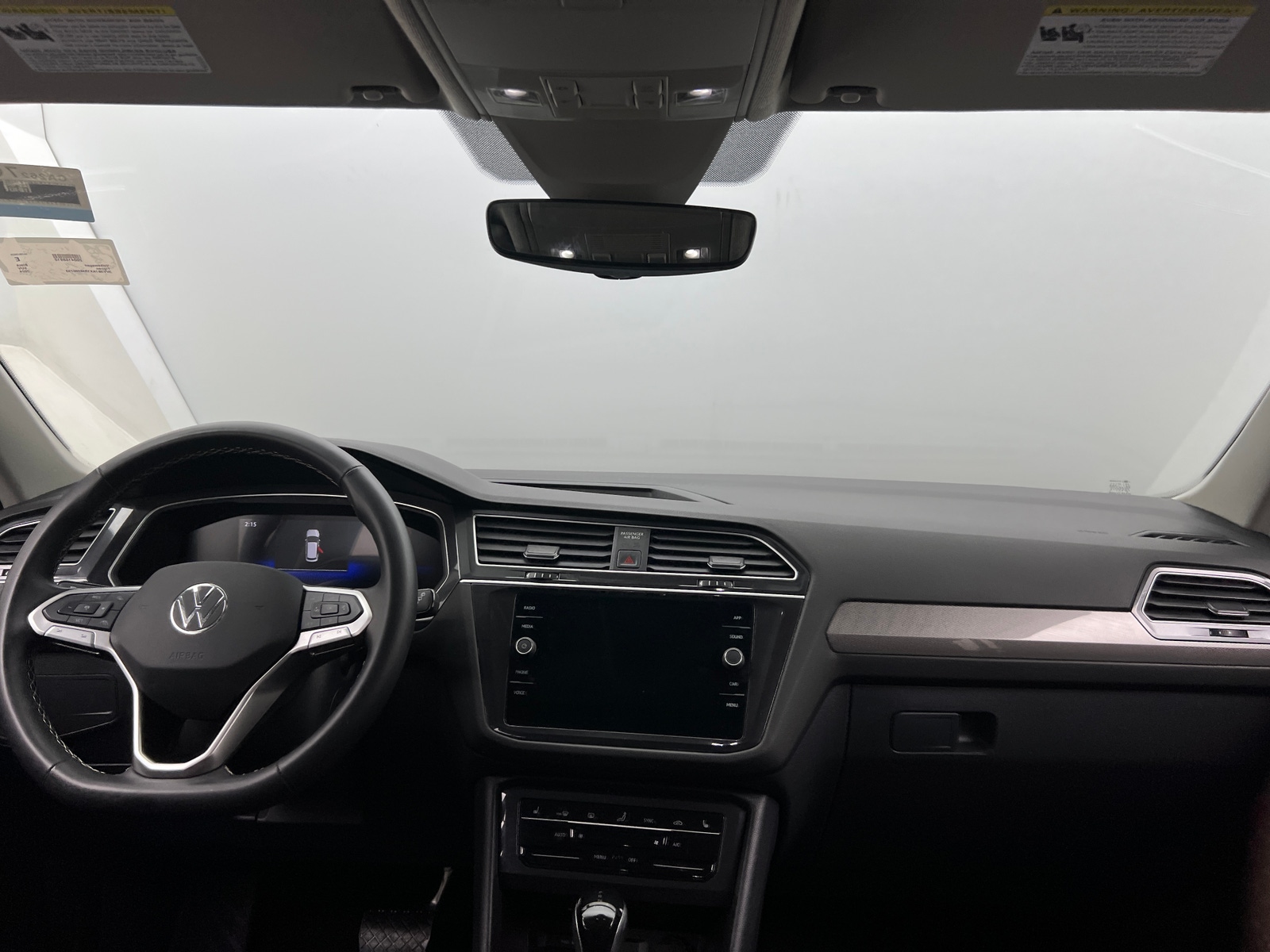 Thumbnail: 2024 Volkswagen Tiguan - 2