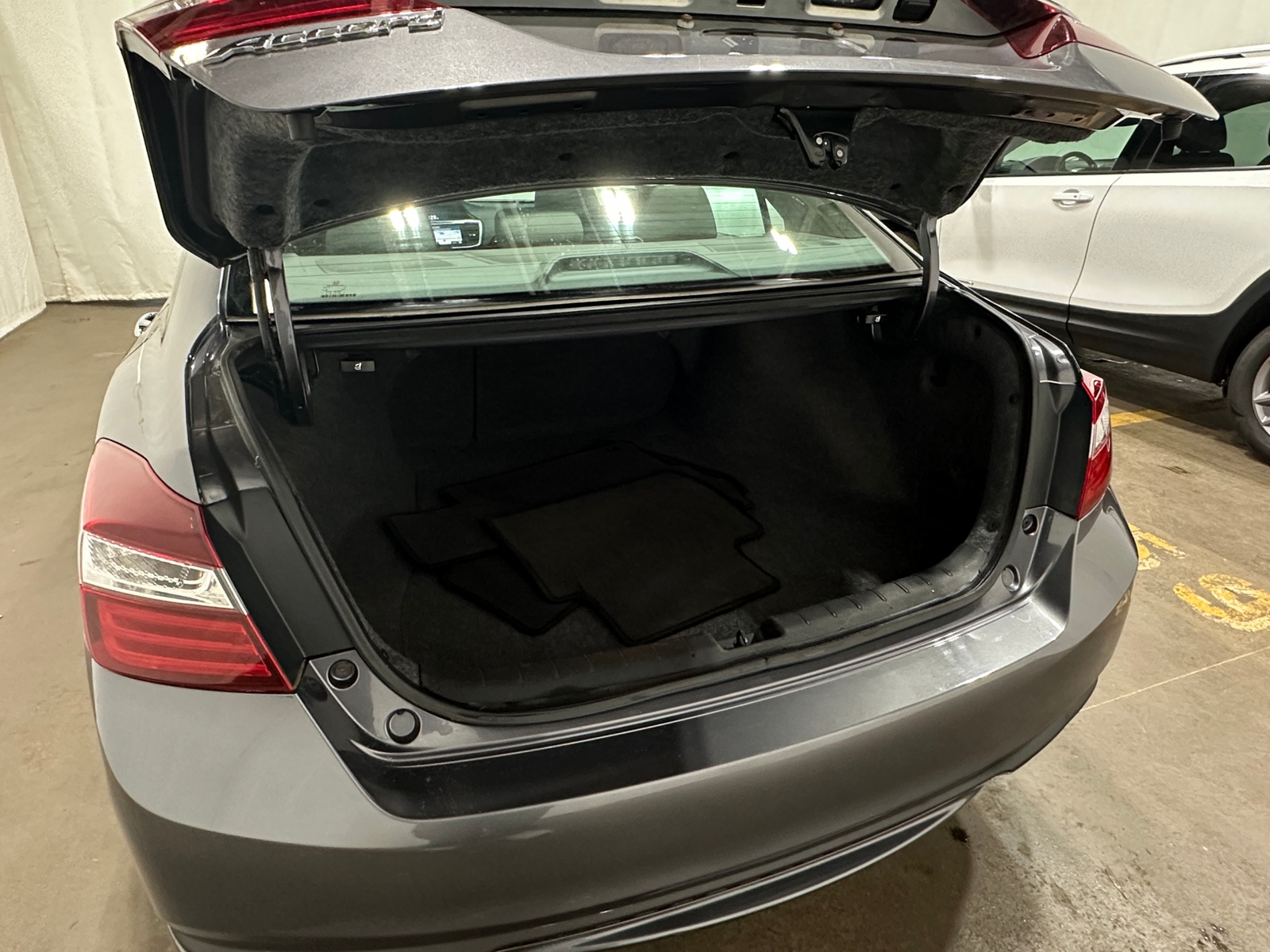 Thumbnail: 2017 Honda Accord - 6