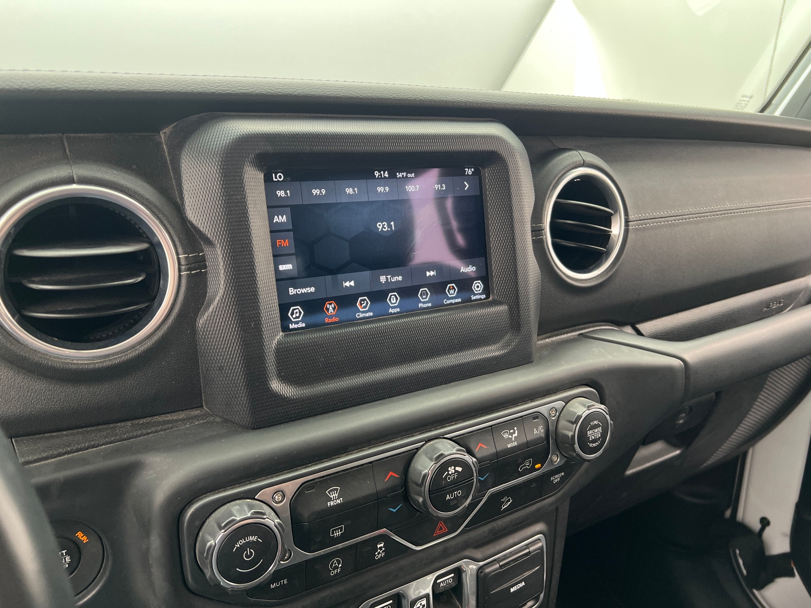 Thumbnail: 2018 Jeep Wrangler - 3