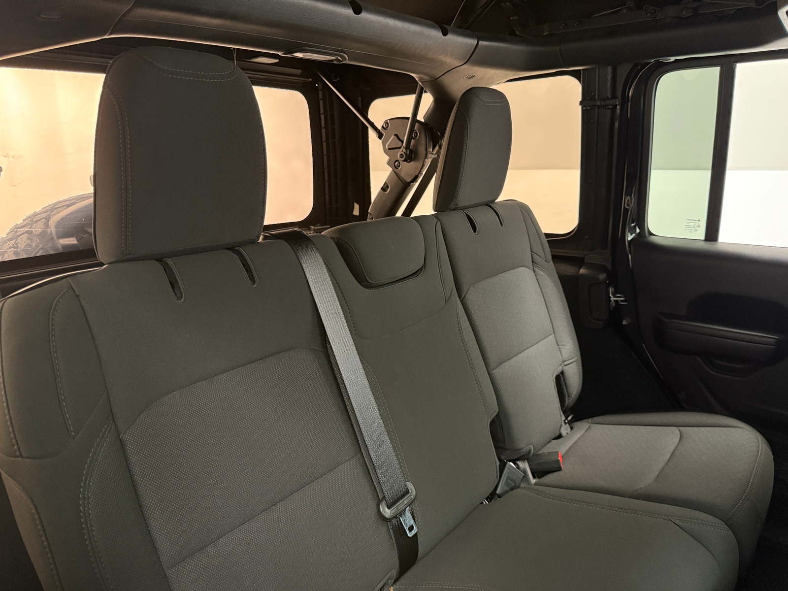 Thumbnail: 2021 Jeep Wrangler - 6