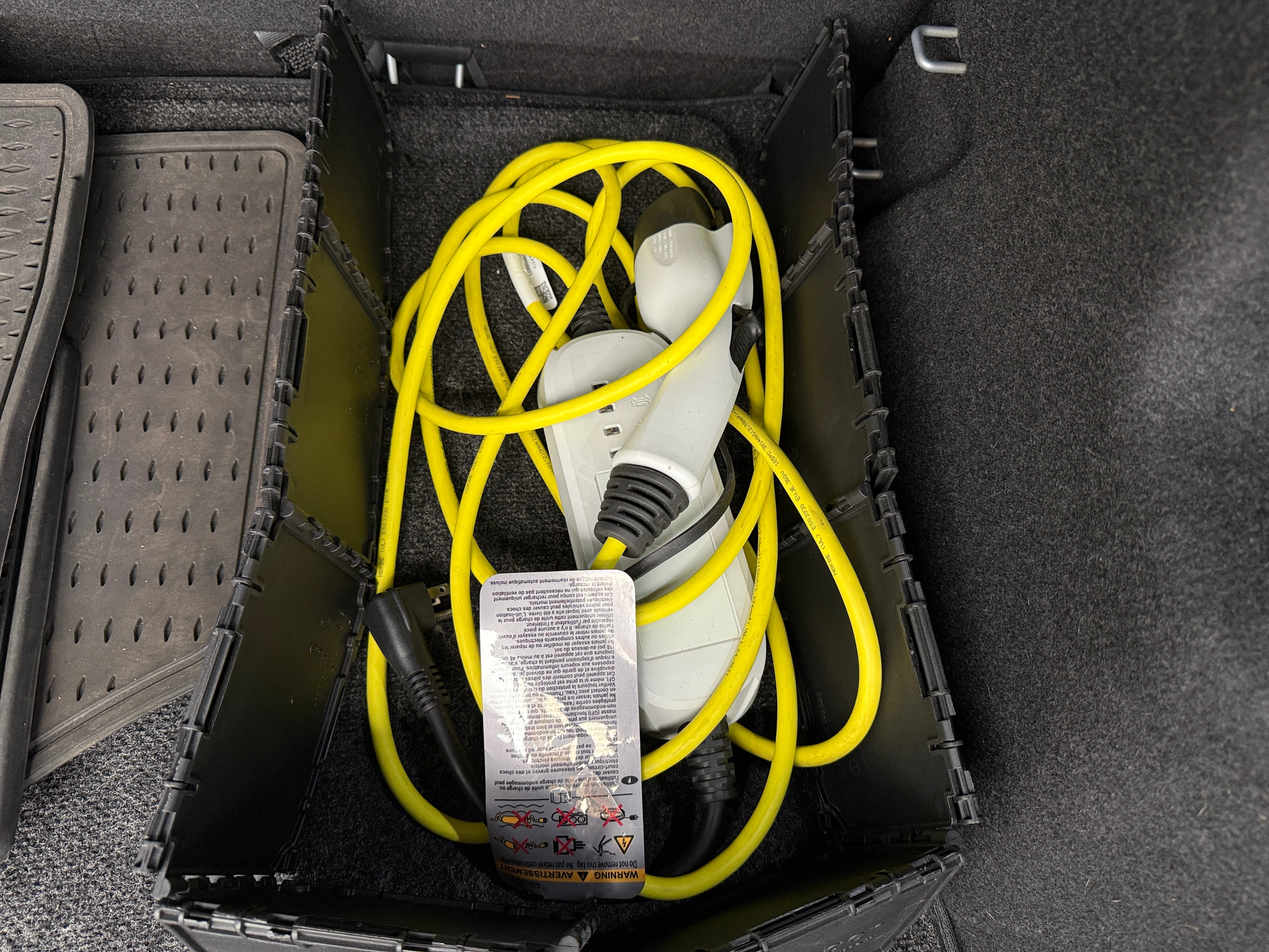 Used 2021 Volkswagen ID.4 PRO with VIN WVGRMPE24MP053047 for sale in Oak Creek, WI