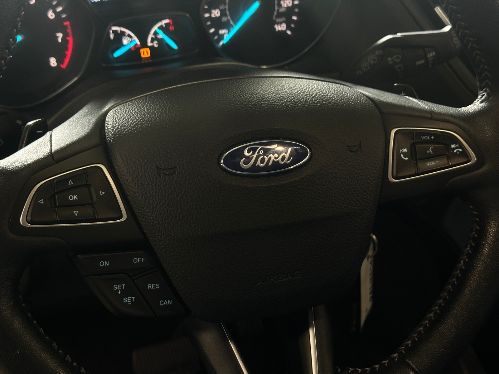 Thumbnail: 2018 Ford Escape - 4