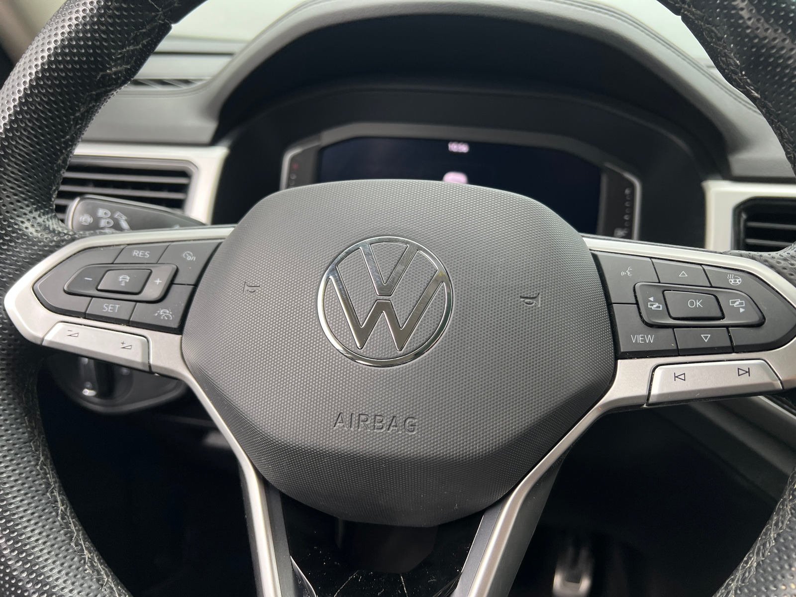 Thumbnail: 2021 Volkswagen Atlas - 4