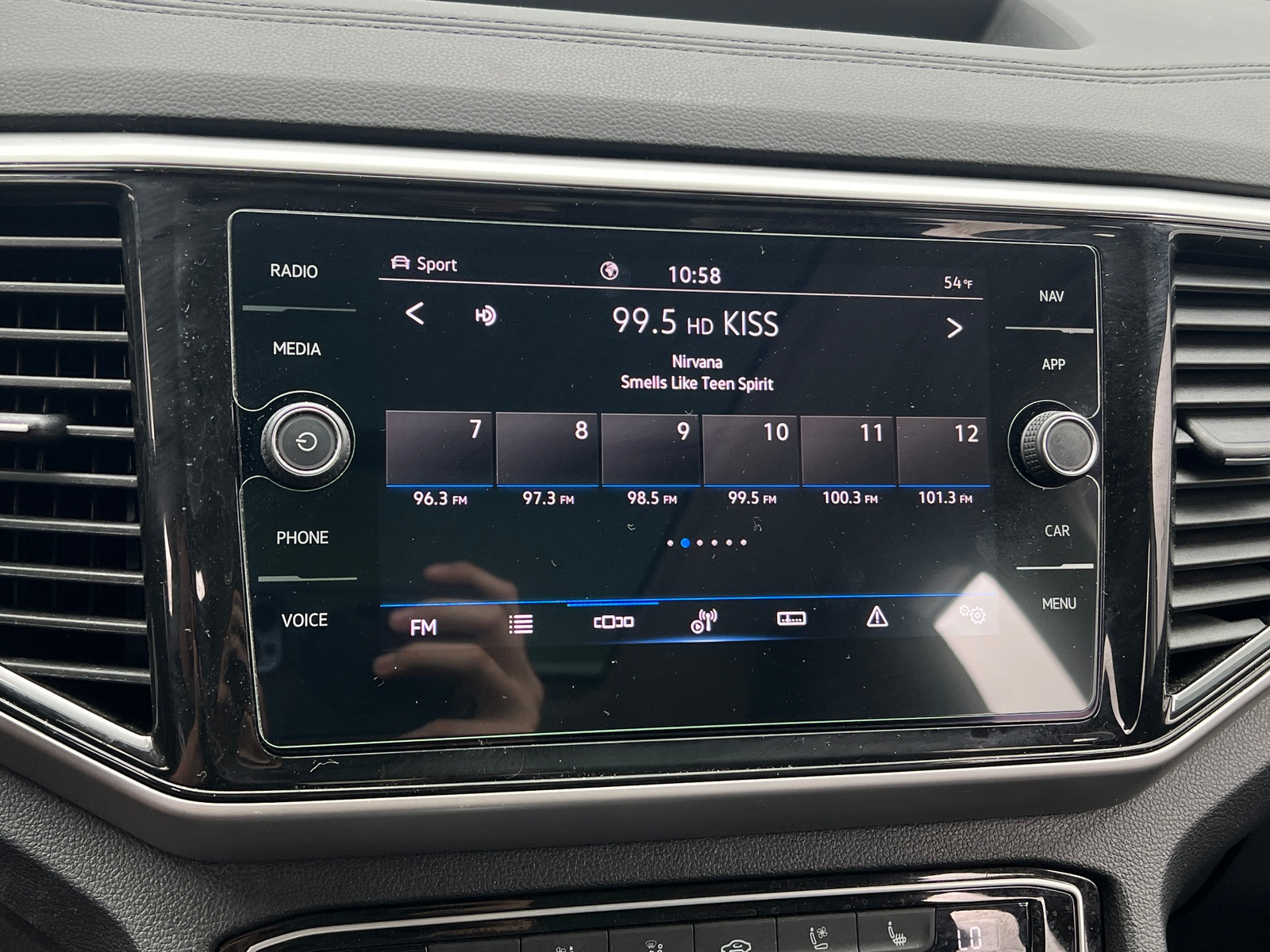 Thumbnail: 2021 Volkswagen Atlas - 3