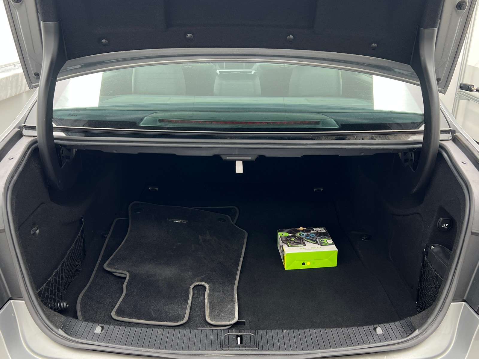 Thumbnail: 2012 Mercedes-Benz E-Class - 6