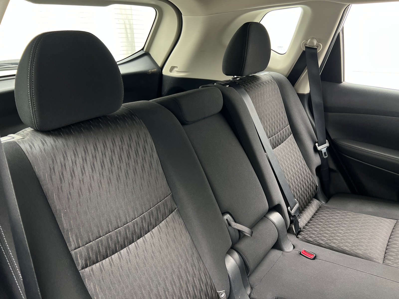 Thumbnail: 2017 Nissan Rogue - 6