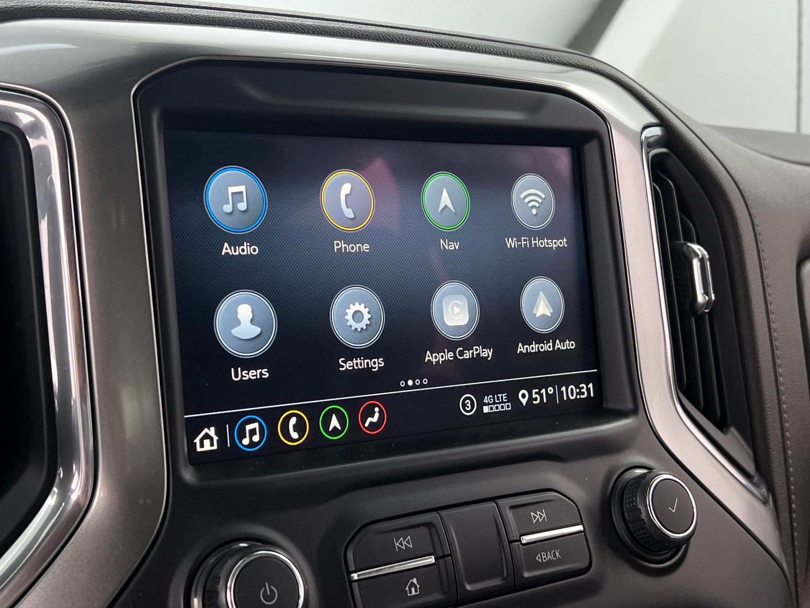 Thumbnail: 2020 Chevrolet Silverado 1500 - 3