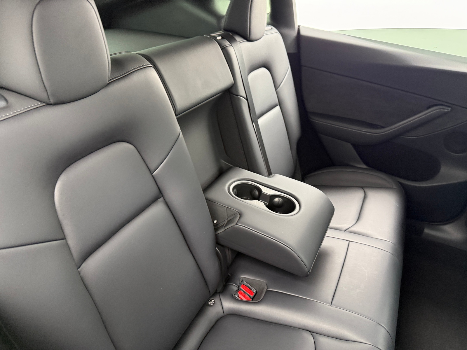 Thumbnail: 2023 Tesla Model Y - 5