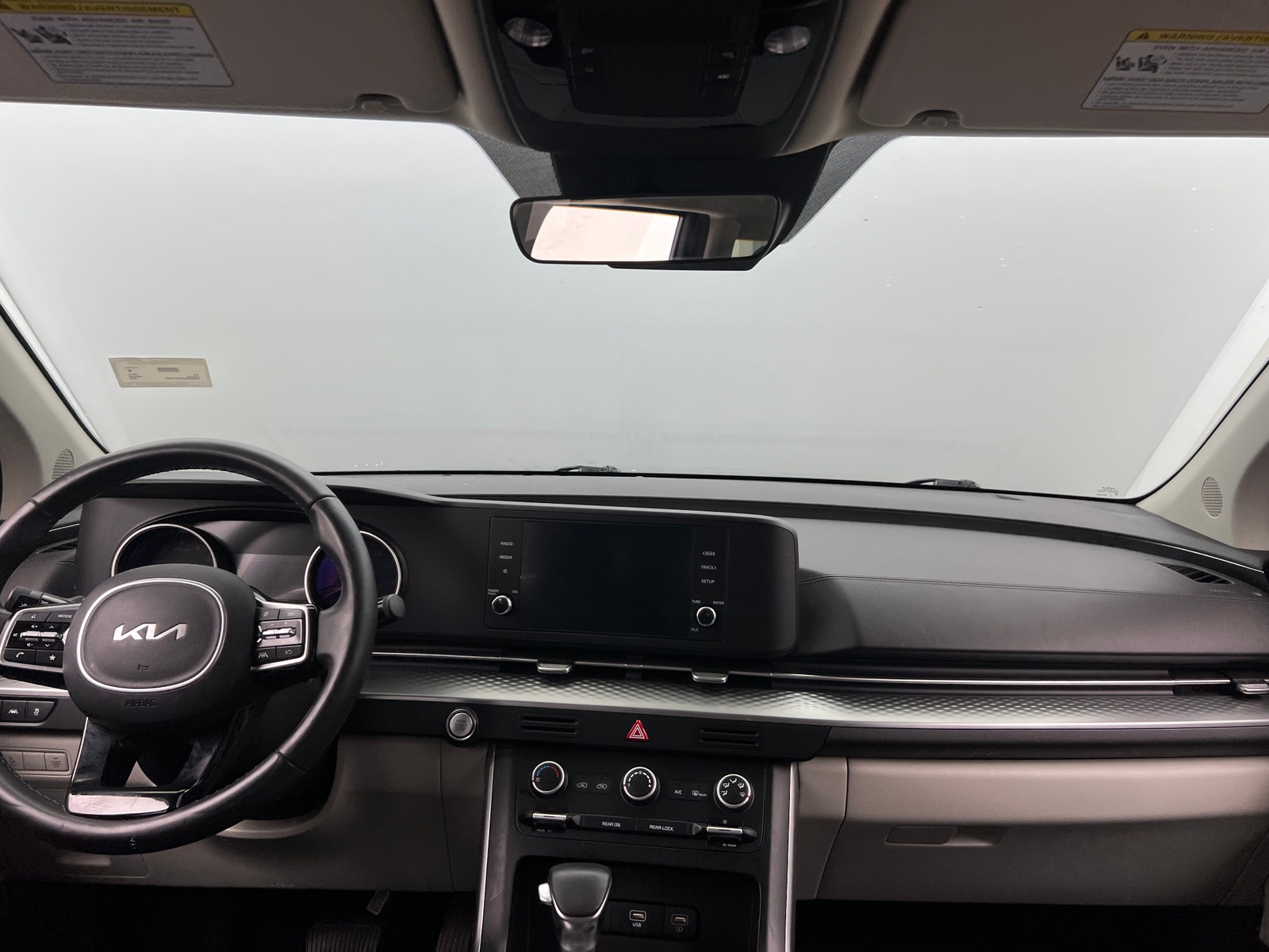 Thumbnail: 2023 Kia Carnival - 2