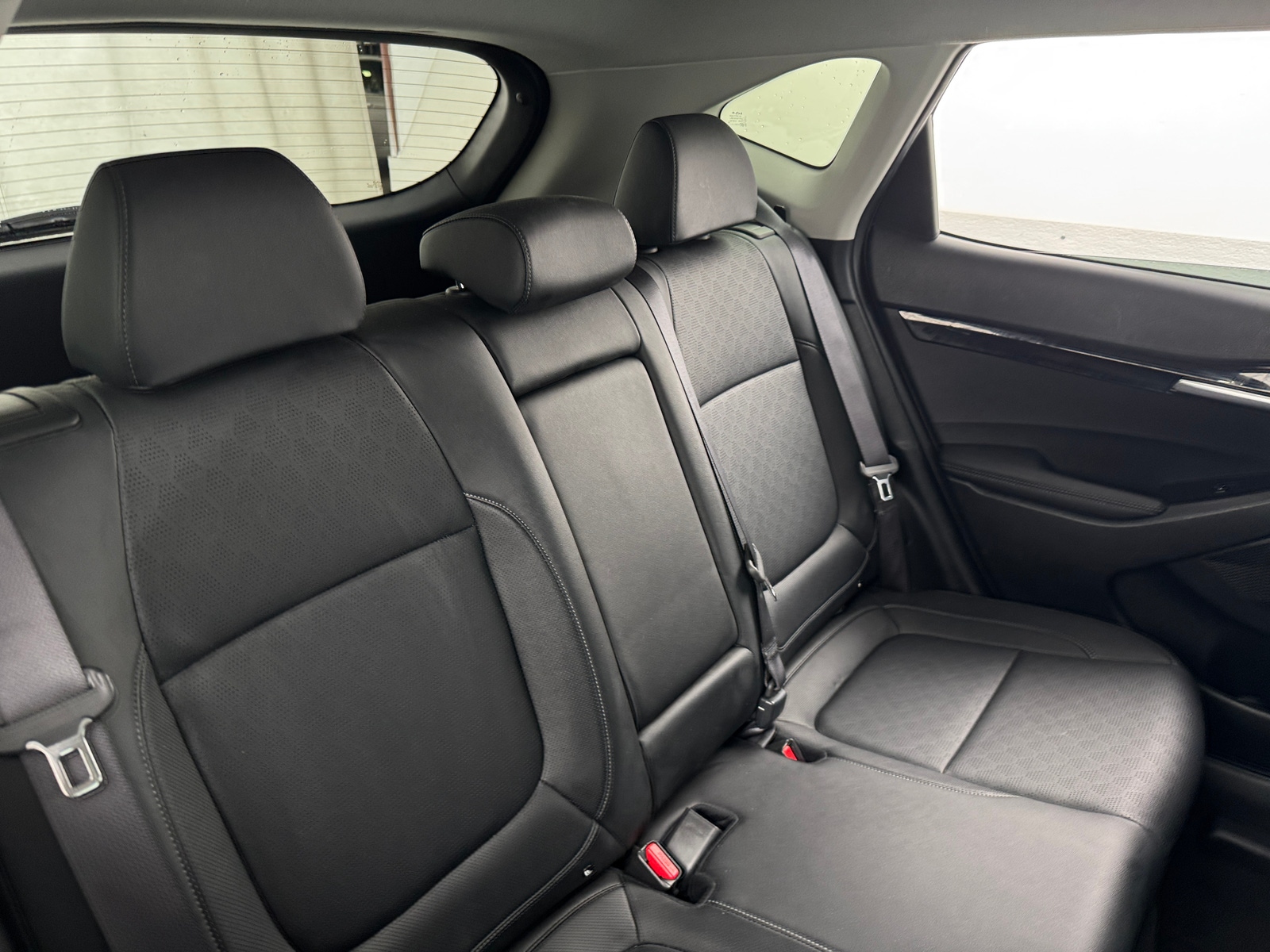 Thumbnail: 2023 Kia Seltos - 5