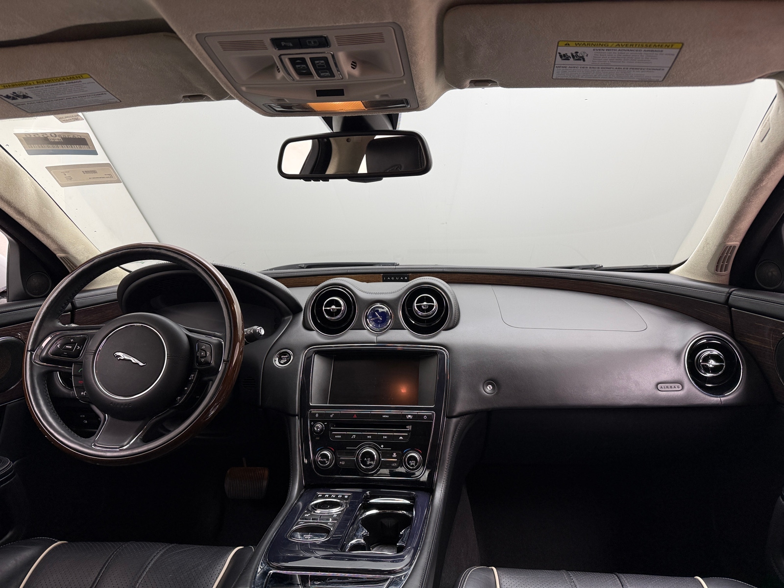 Thumbnail: 2012 Jaguar XJ - 2