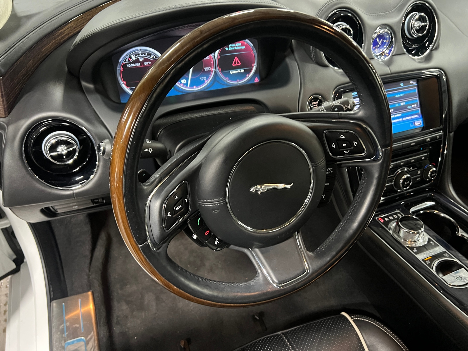 Thumbnail: 2012 Jaguar XJ - 4