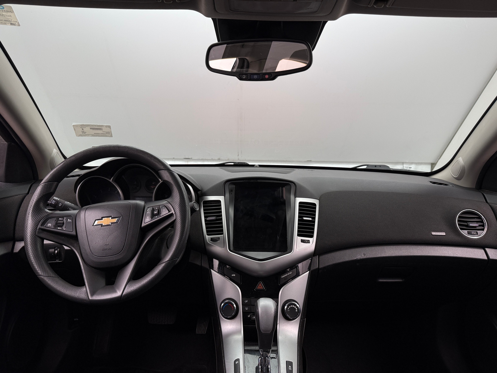 Thumbnail: 2015 Chevrolet Cruze - 3