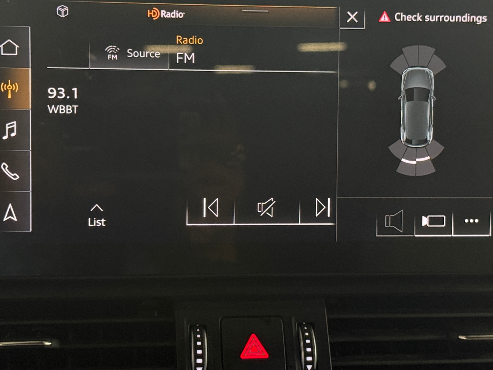 Thumbnail: 2022 Audi Q5 - 3