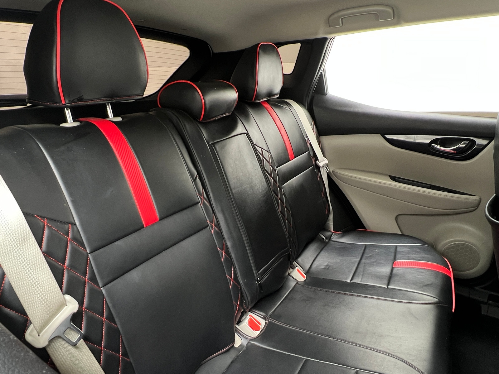 Thumbnail: 2019 Nissan Rogue Sport - 6