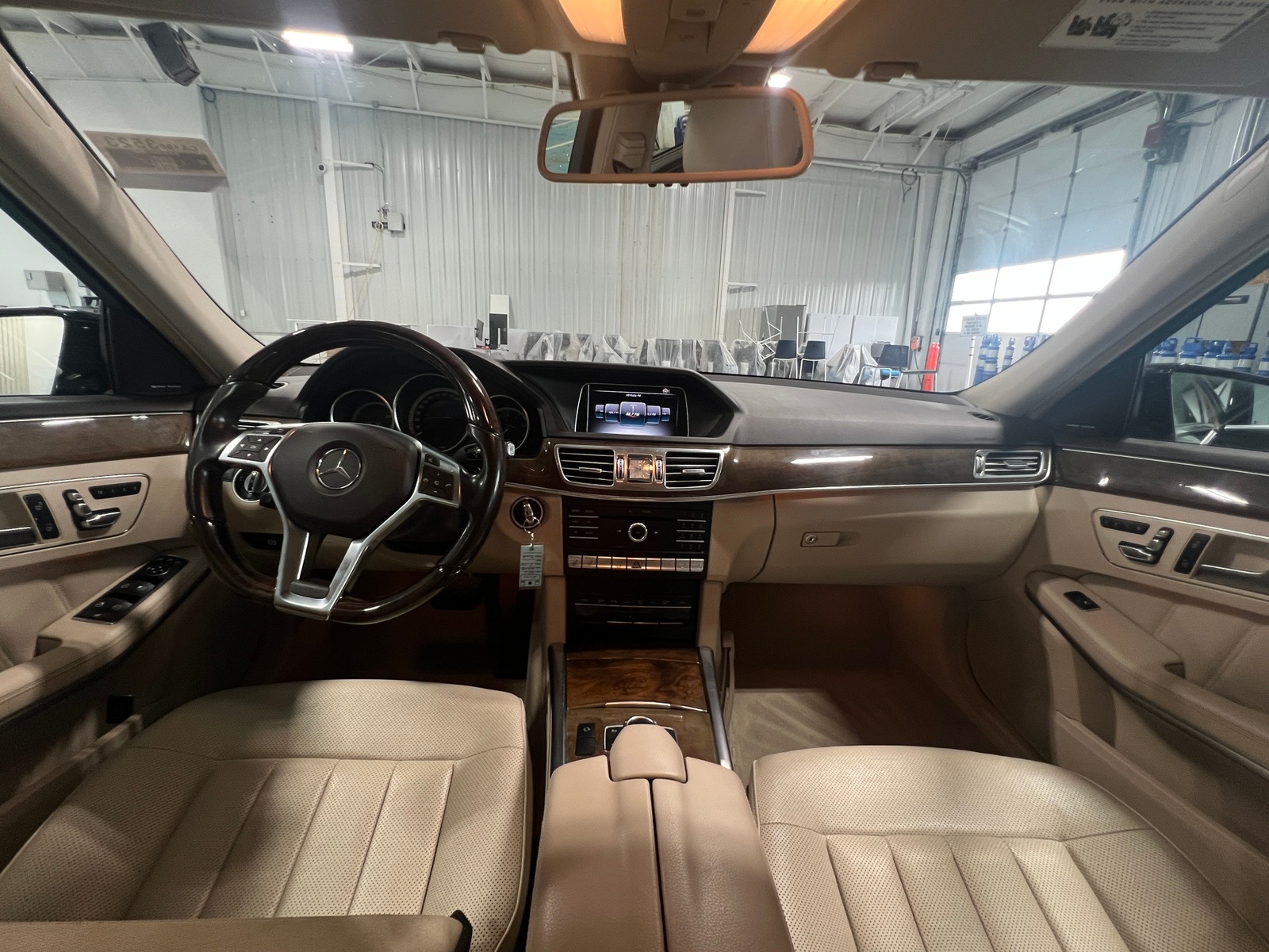 Thumbnail: 2016 Mercedes-Benz E-Class - 2