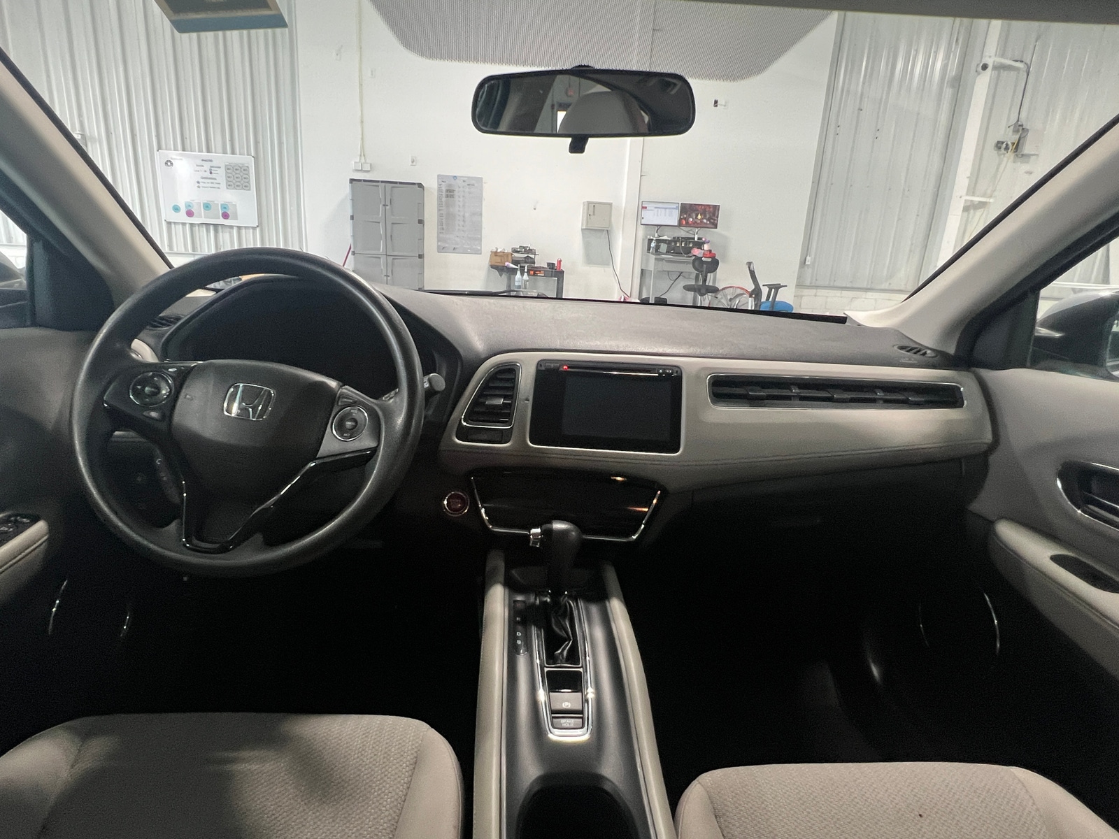 Thumbnail: 2018 Honda HR-V - 3