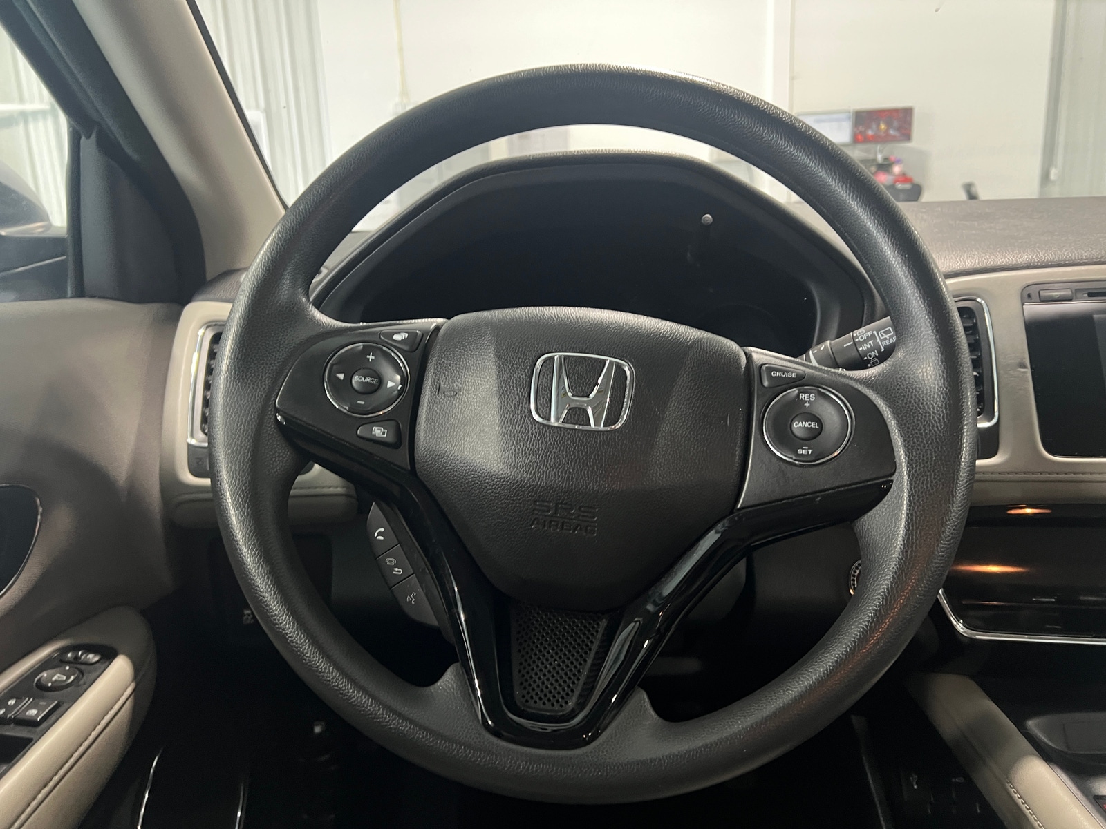 Thumbnail: 2018 Honda HR-V - 5