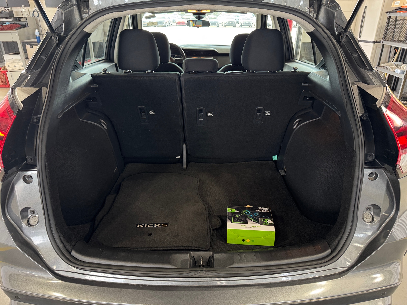 Thumbnail: 2023 Nissan Kicks - 7