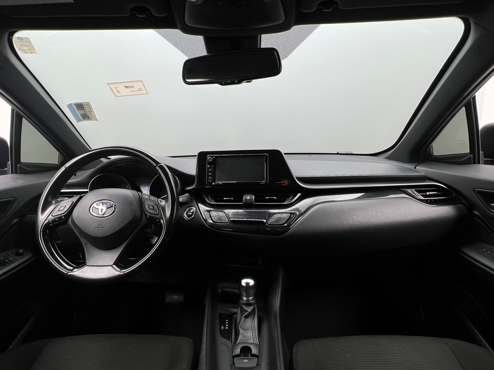 Thumbnail: 2018 Toyota C-HR - 3