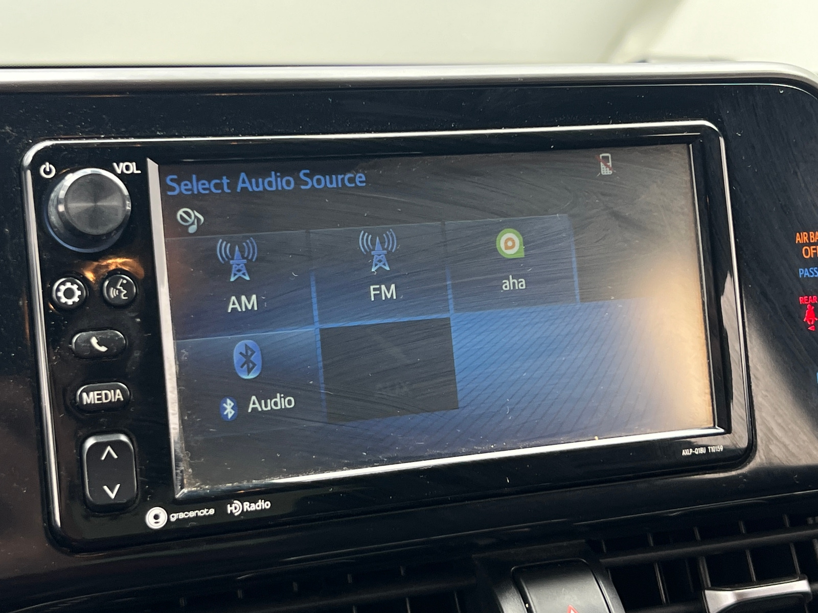 Thumbnail: 2018 Toyota C-HR - 4