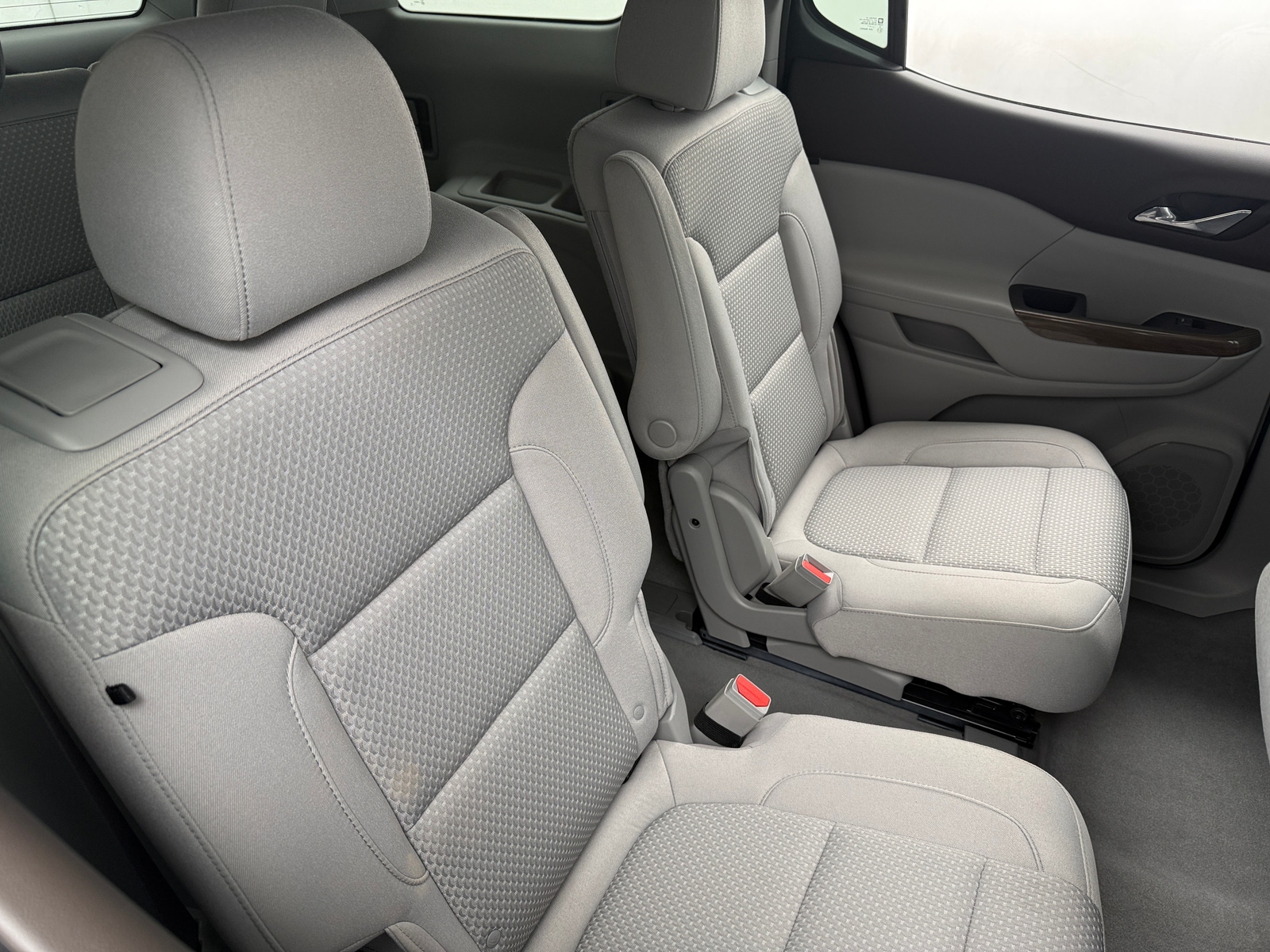 Thumbnail: 2023 GMC Acadia - 6