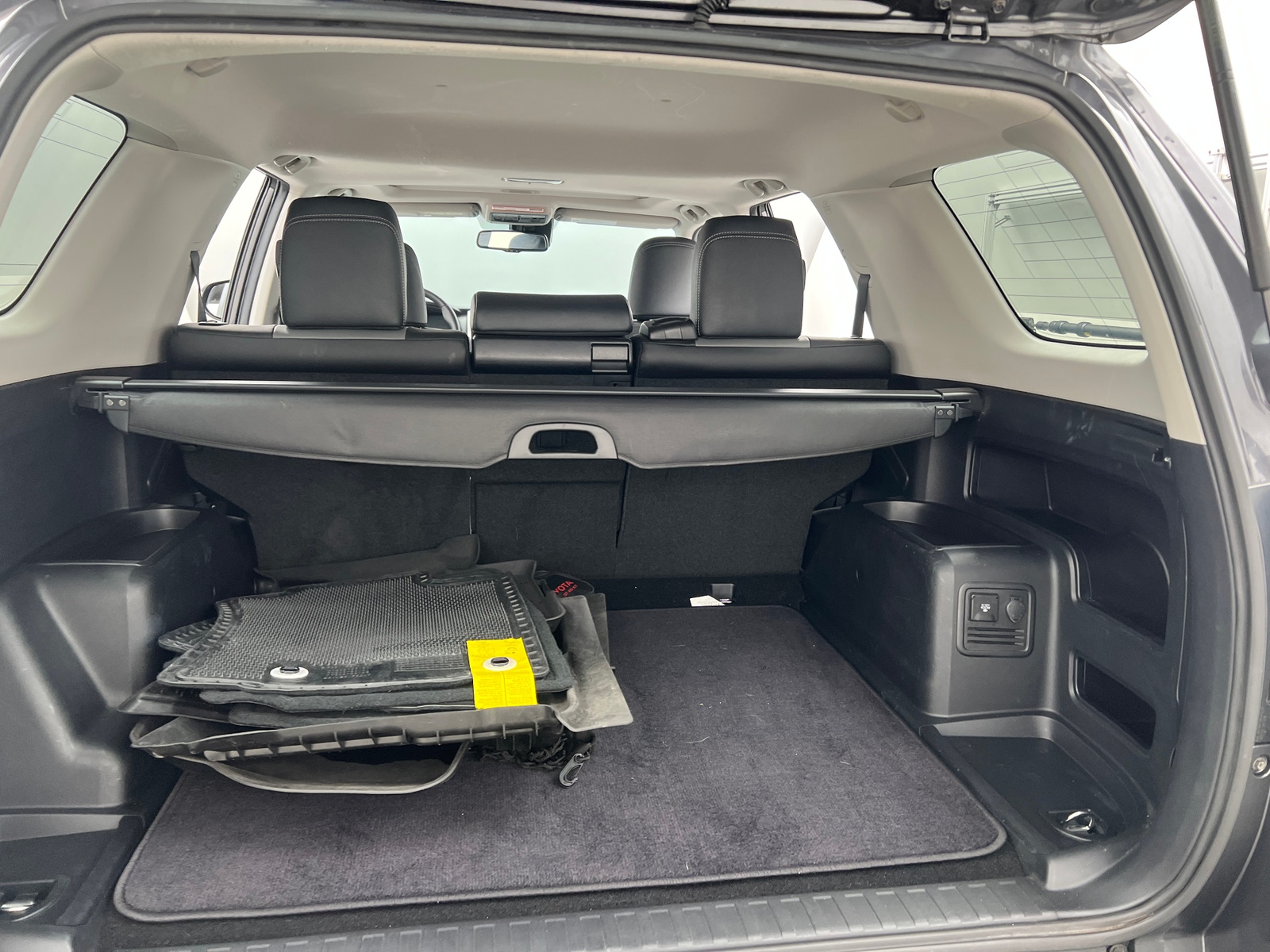 Thumbnail: 2022 Toyota 4Runner - 6