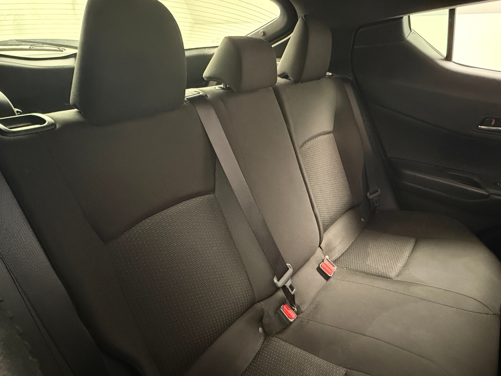 Thumbnail: 2018 Toyota C-HR - 6