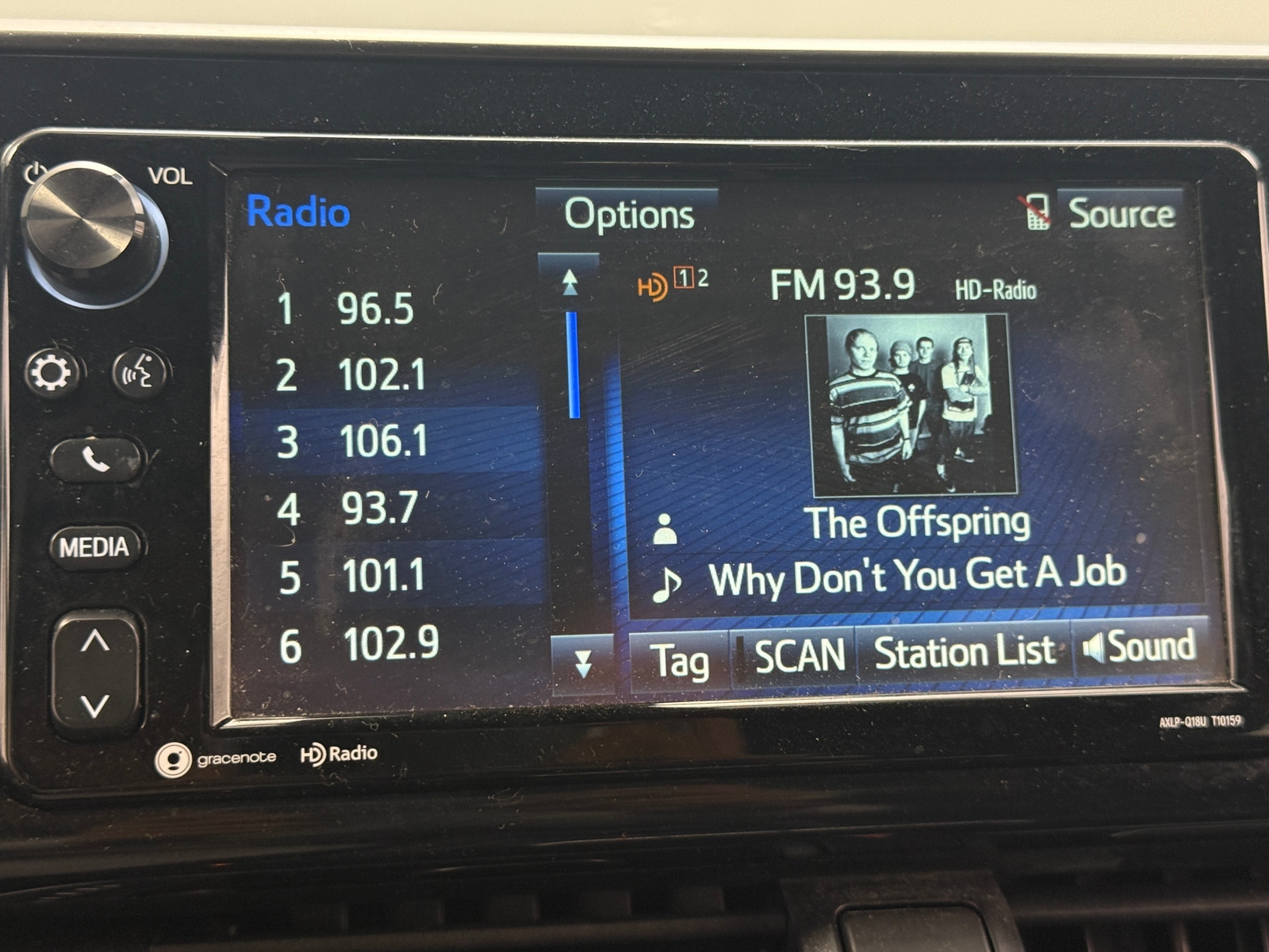 Thumbnail: 2018 Toyota C-HR - 4