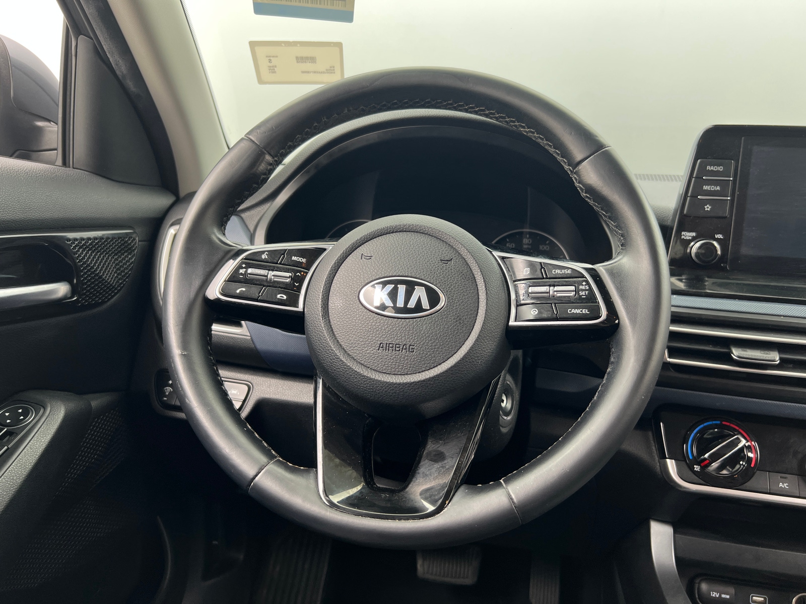 Thumbnail: 2021 Kia Seltos - 5