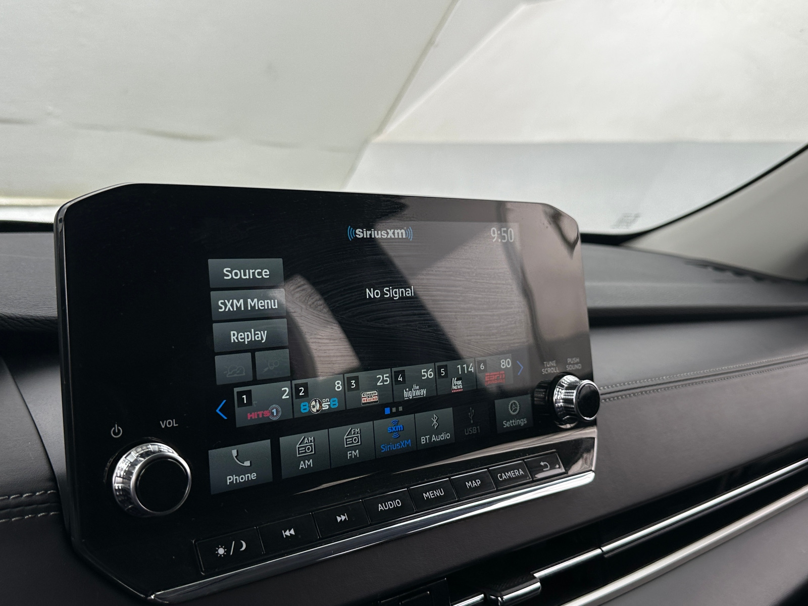 Thumbnail: 2024 Mitsubishi Outlander - 3