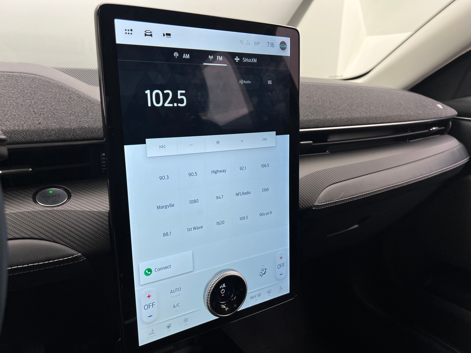 Thumbnail: 2021 Ford Mustang Mach-E - 3