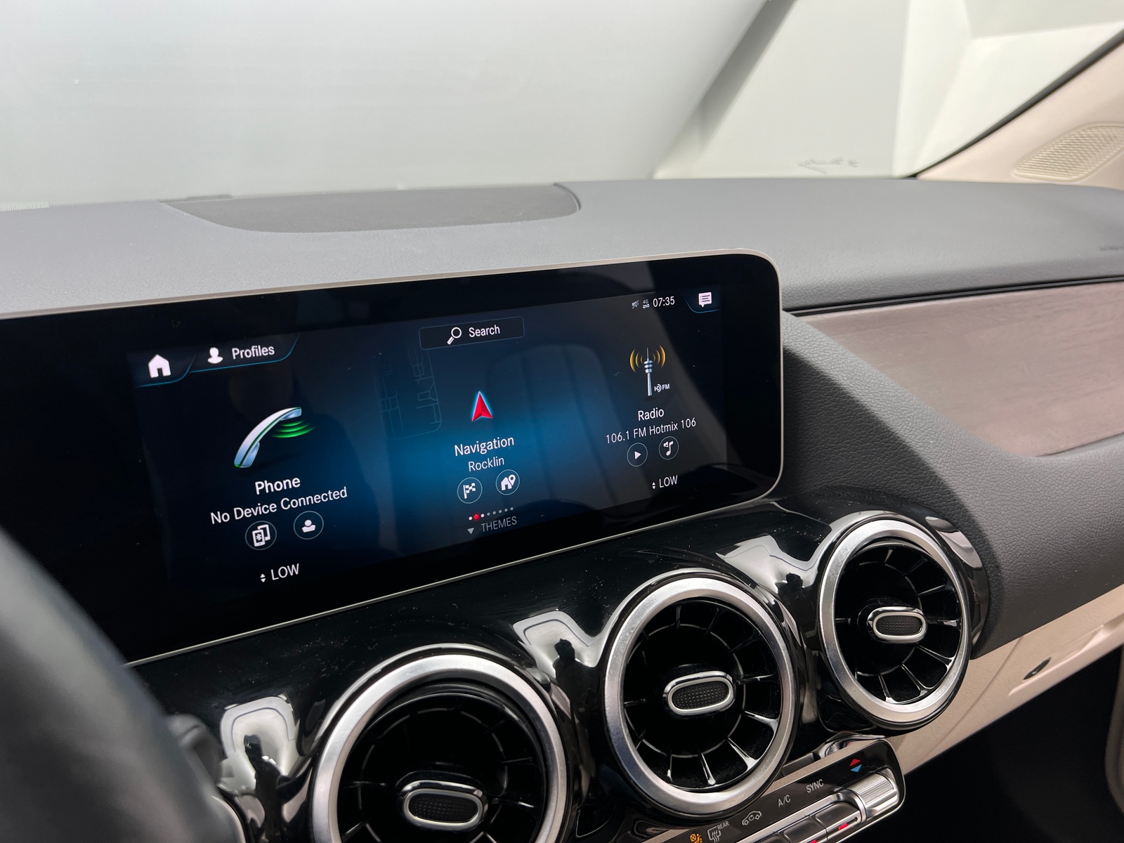 Thumbnail: 2021 Mercedes-Benz GLA - 3