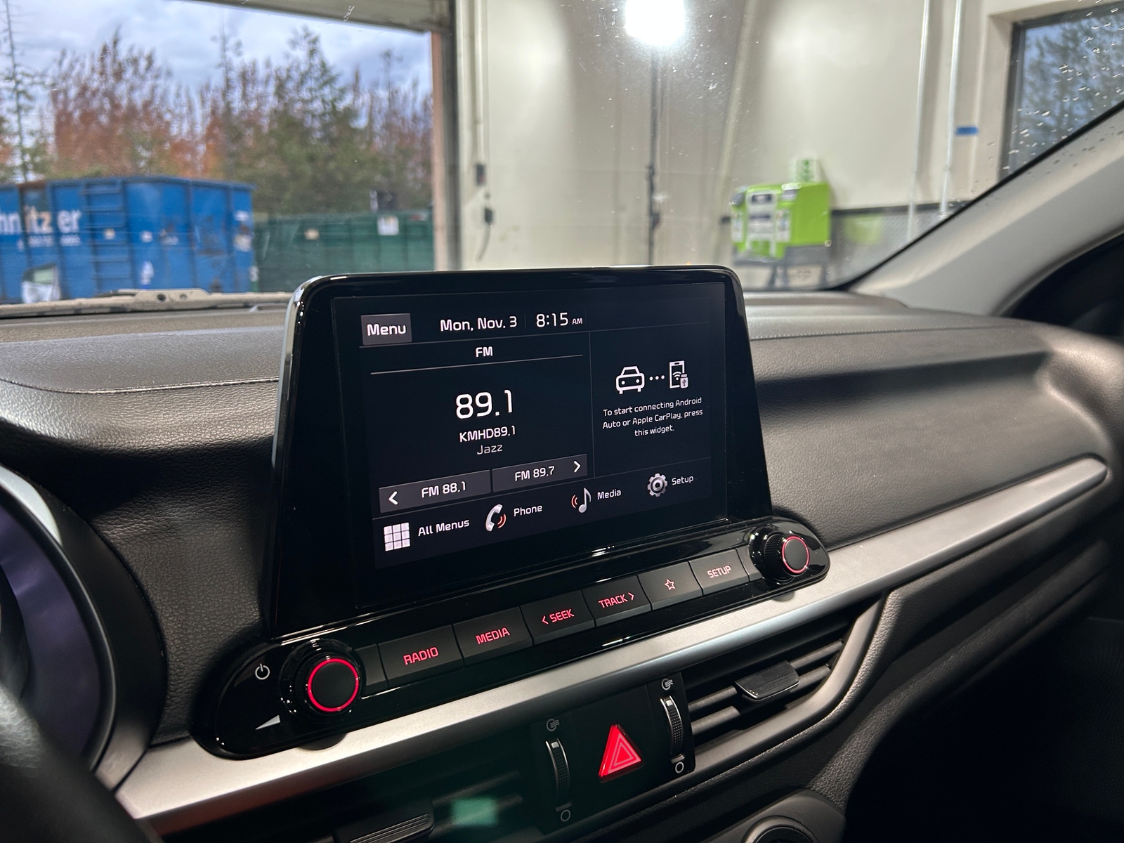 Thumbnail: 2024 Kia Forte - 4