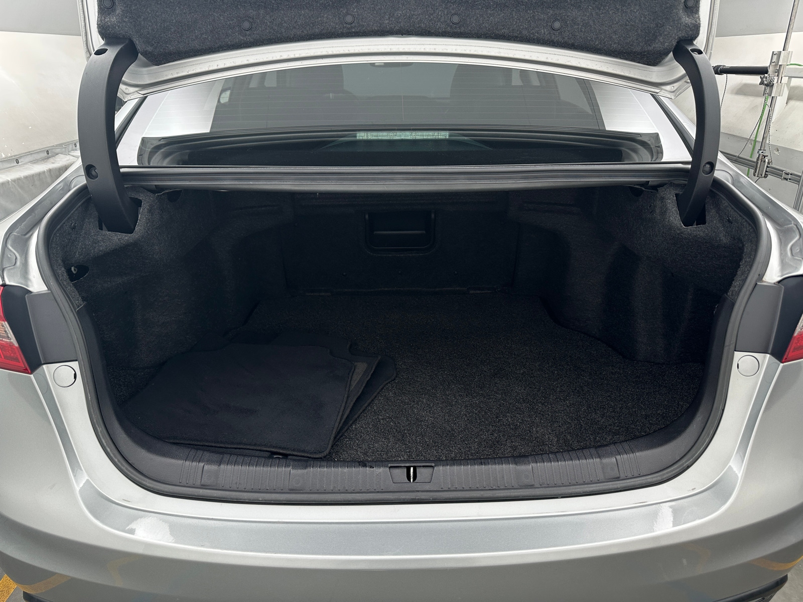 Thumbnail: 2016 Toyota Avalon - 6