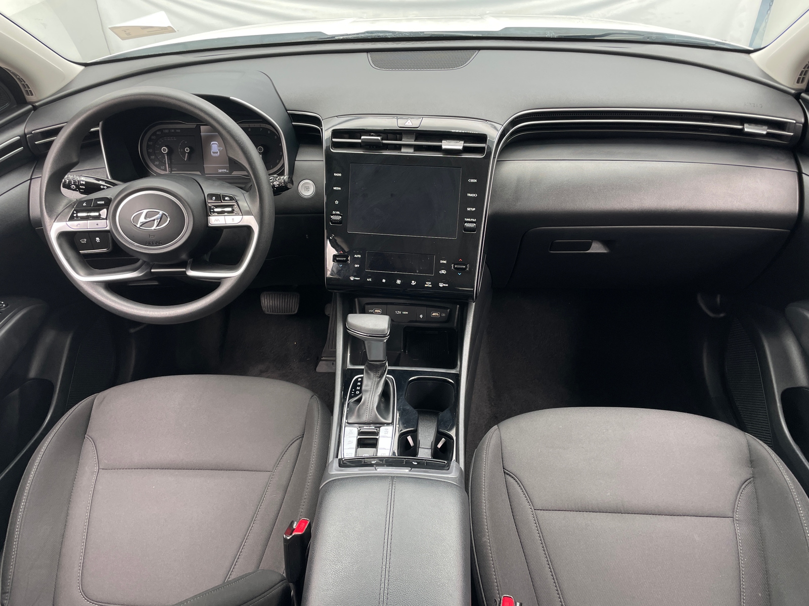 Thumbnail: 2024 Hyundai Tucson - 3