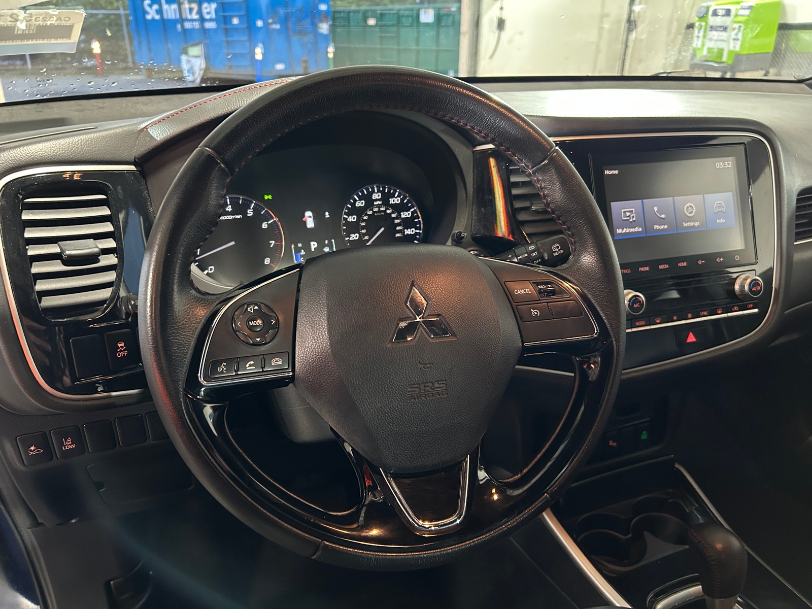 Thumbnail: 2020 Mitsubishi Outlander - 5