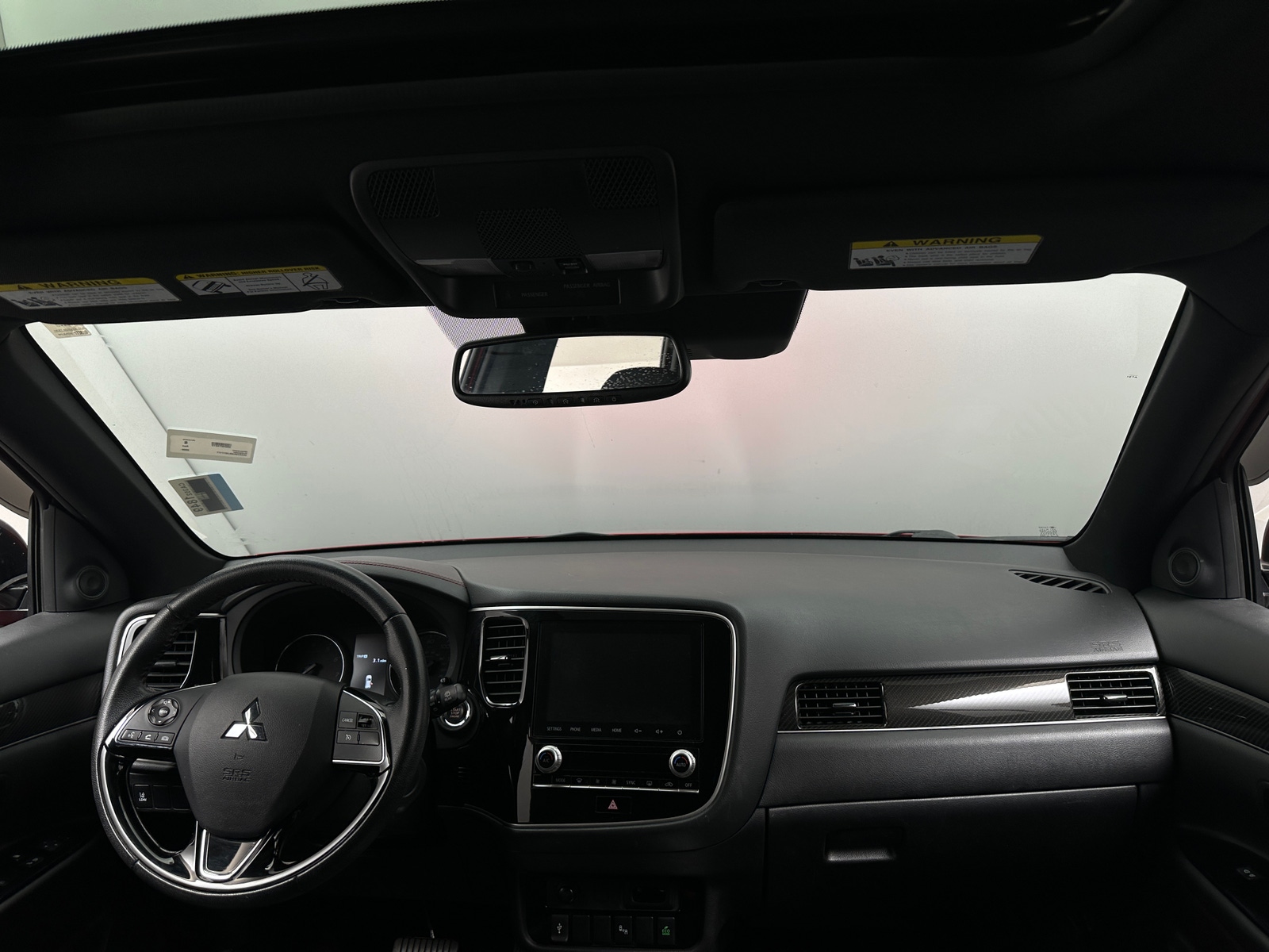 Thumbnail: 2020 Mitsubishi Outlander - 3