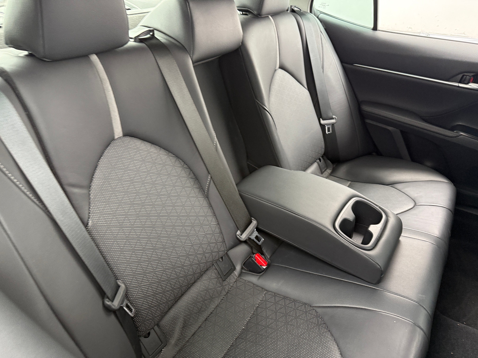 Thumbnail: 2019 Toyota Camry - 5