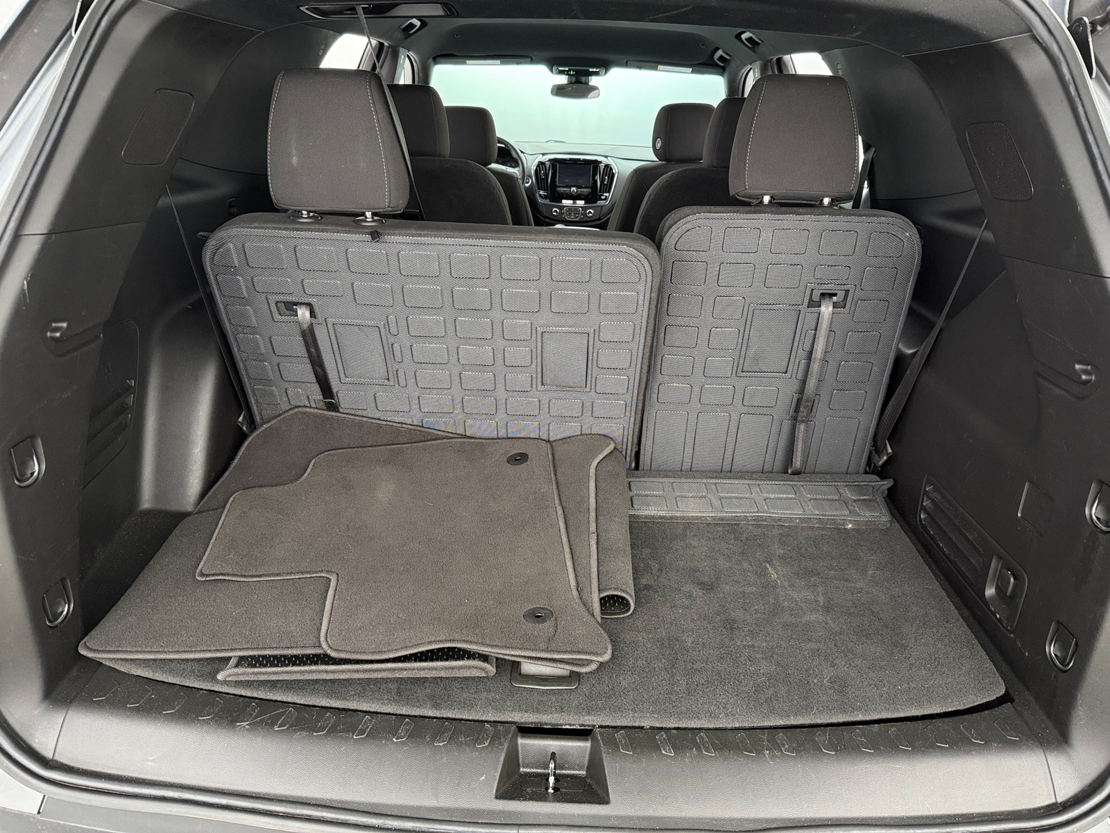 Thumbnail: 2023 Chevrolet Traverse - 7